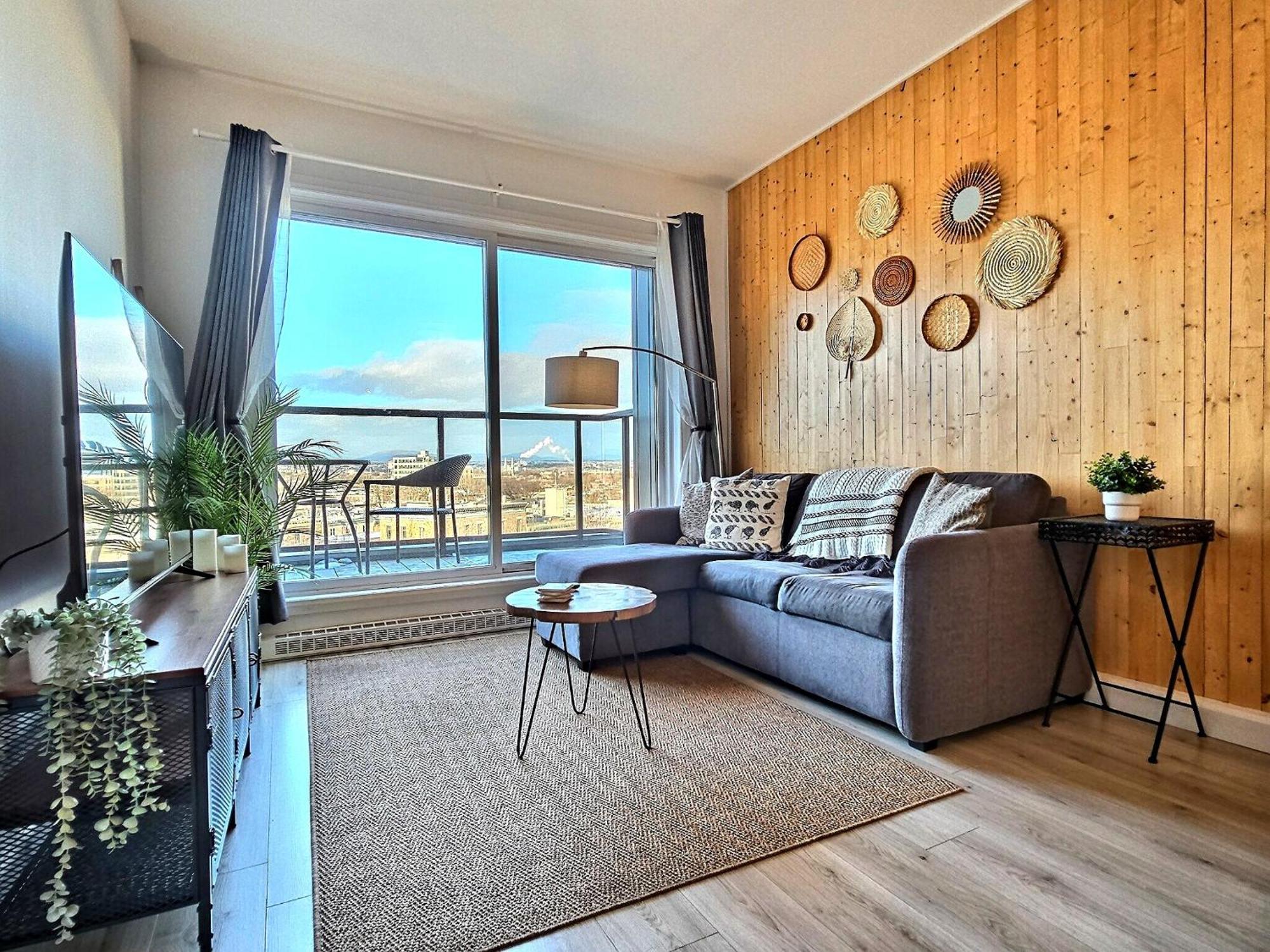 Penthouse With Free Indoor Parking Downtown Apartment Квебек Екстериор снимка